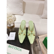 Bottega Veneta flat shoes